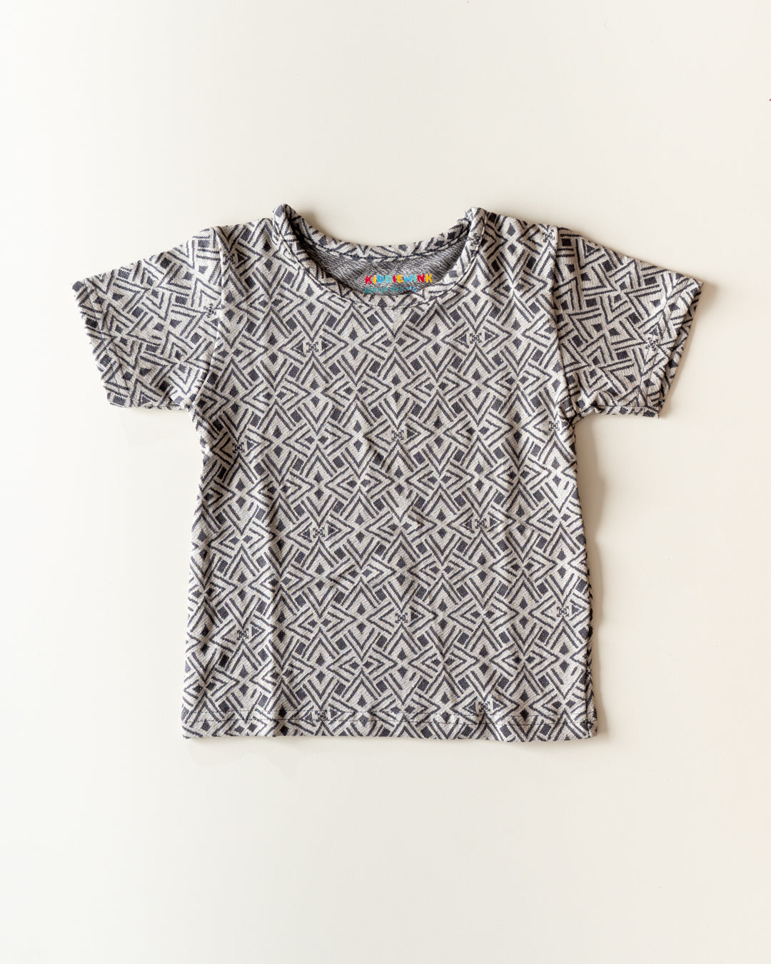 CO-ORD set- Half Sleeve T-shirt and Short - Grey Geometric